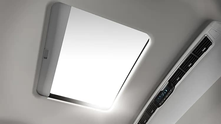 2.0L Panel Van M/T