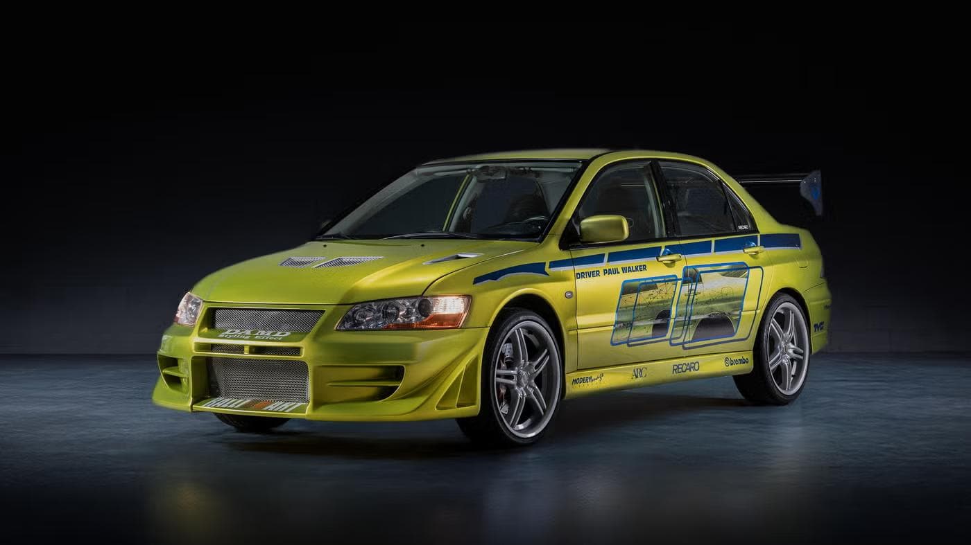 مزاد سيارات الأفلام الشهيرة: سيارات فاست أند فيوريس وجون ويك وتاكسي في مزاد بونهامز بباريس