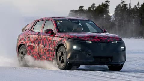 Spotted: All-New Alfa Romeo Stelvio Spotted: All-New Alfa Romeo Stelvio