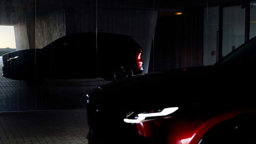 All-new Mazda CX‑5 Teased with Sharper Design, Roomier Cabin & Electrified Power All-new Mazda CX‑5 Teased with Sharper Design, Roomier Cabin & Electrified Power