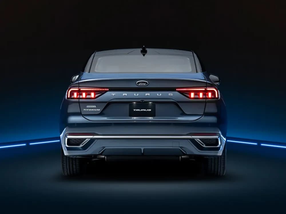 2.0L EcoBoost Titanium