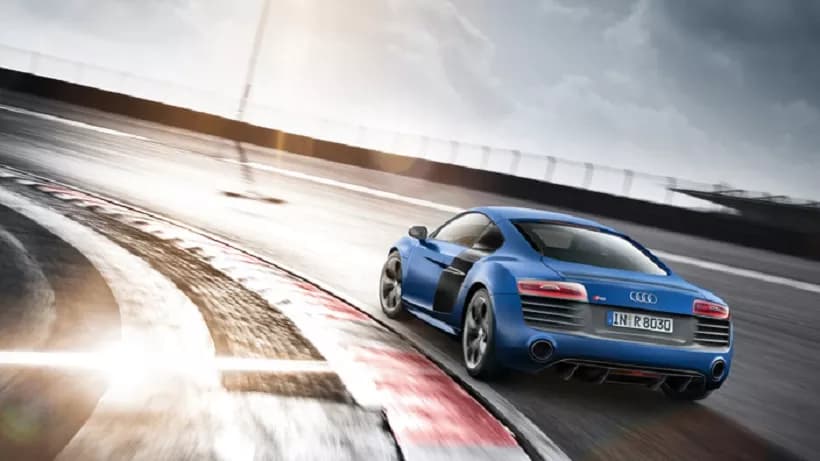 R8 Coupe