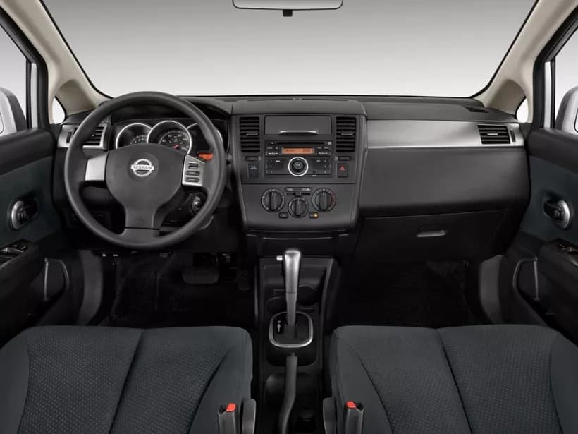 Nissan Tiida 2012 2012