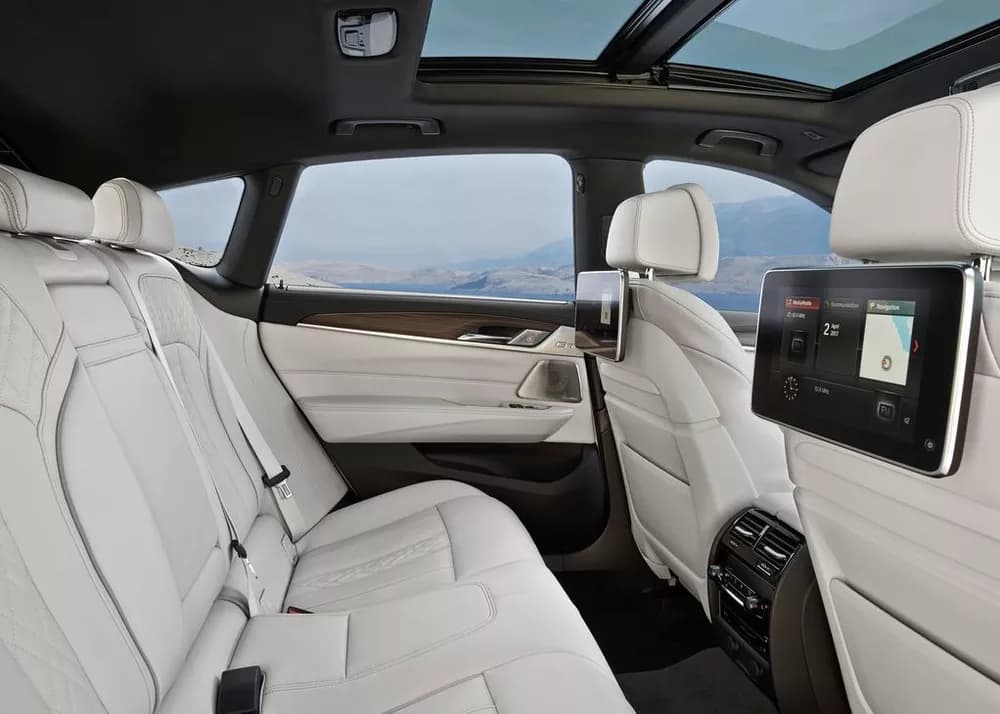 6 Series Gran Turismo