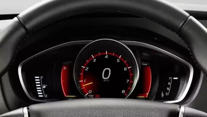 V40