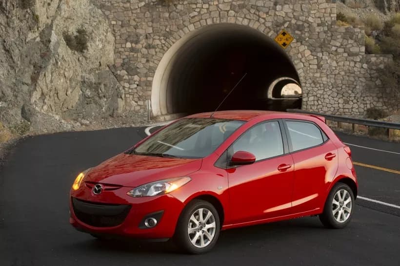 2 Hatchback