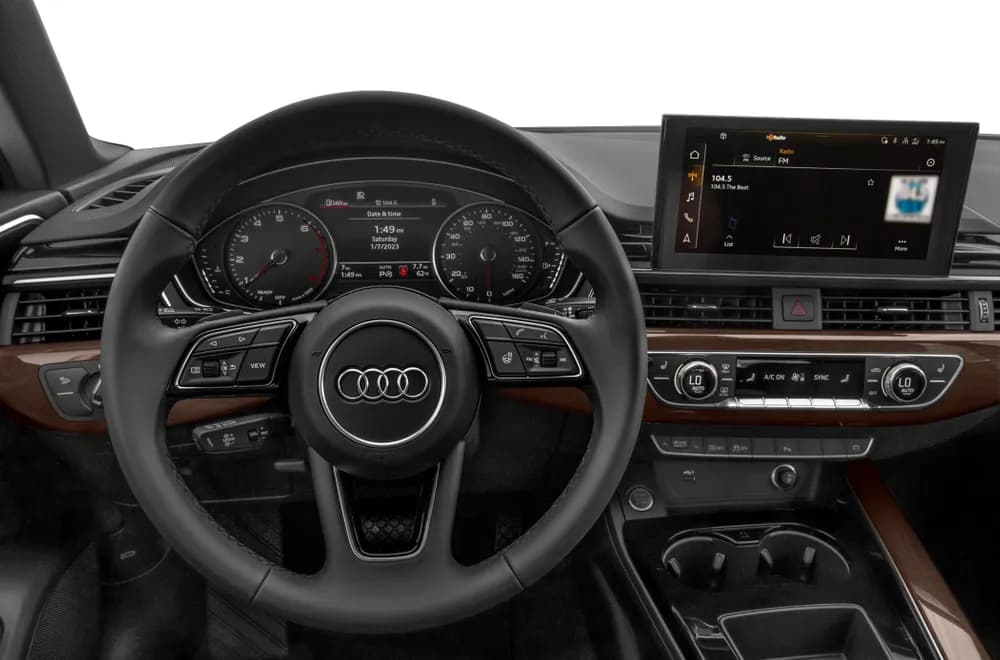 Audi A4 2024 30 TFSI Basic (150 HP)