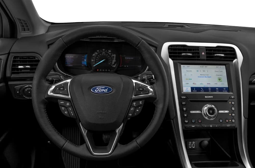 Ford Fusion 2024 2.0L SE