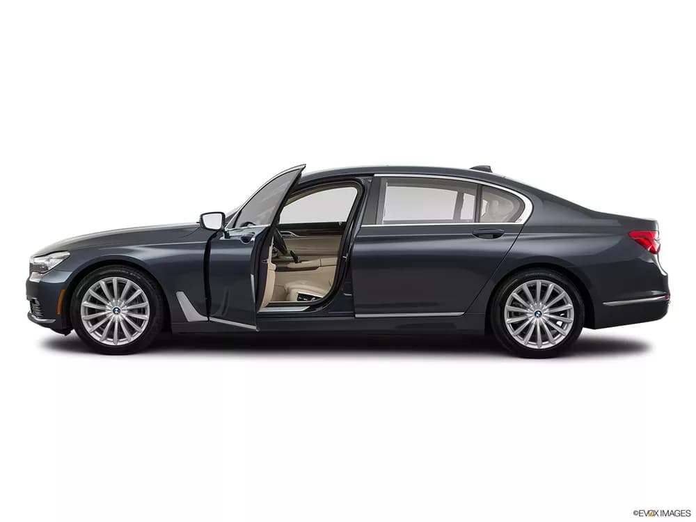 BMW 7 Series 2018 740Li