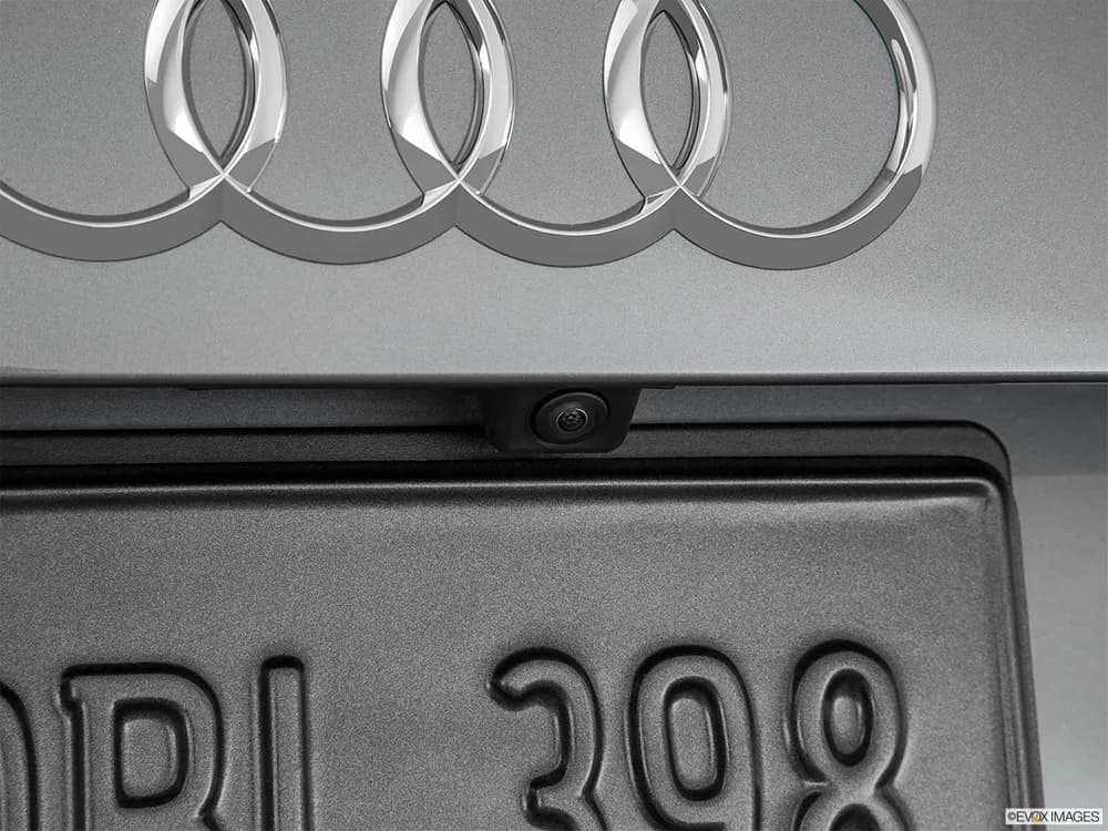 Audi Q7 2018 40 TFSI Design quattro (252 HP)