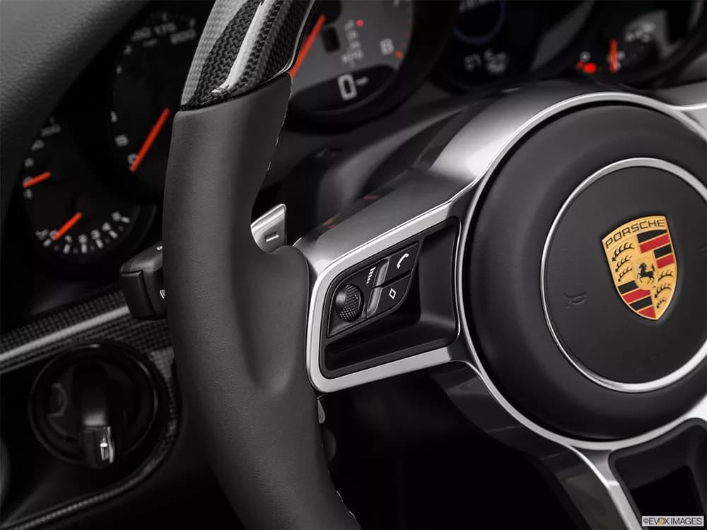 Porsche 911 2018 Carrera S Cabriolet
