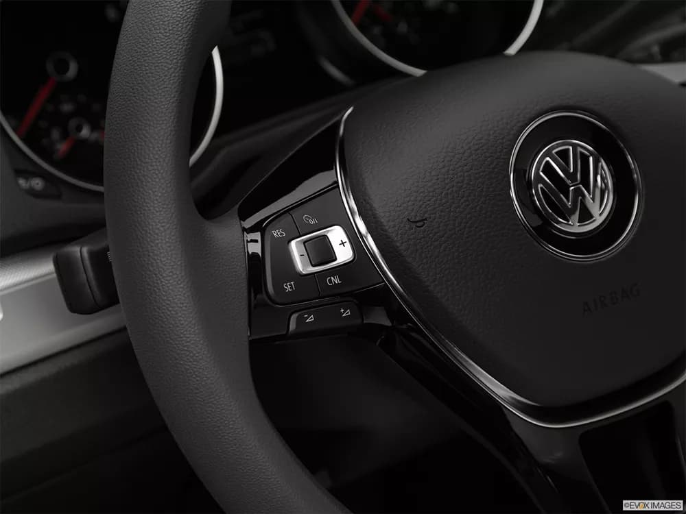 Volkswagen Passat 2018 2.5L S