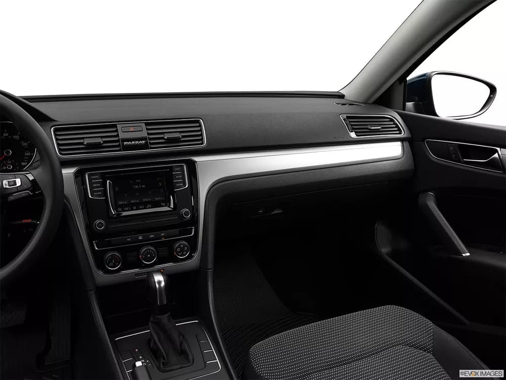 Volkswagen Passat 2018 2.5L S