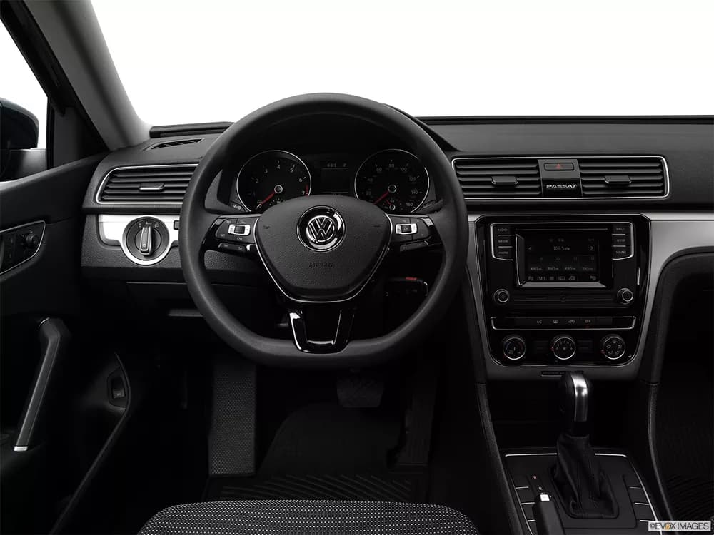 Volkswagen Passat 2018 2.5L S