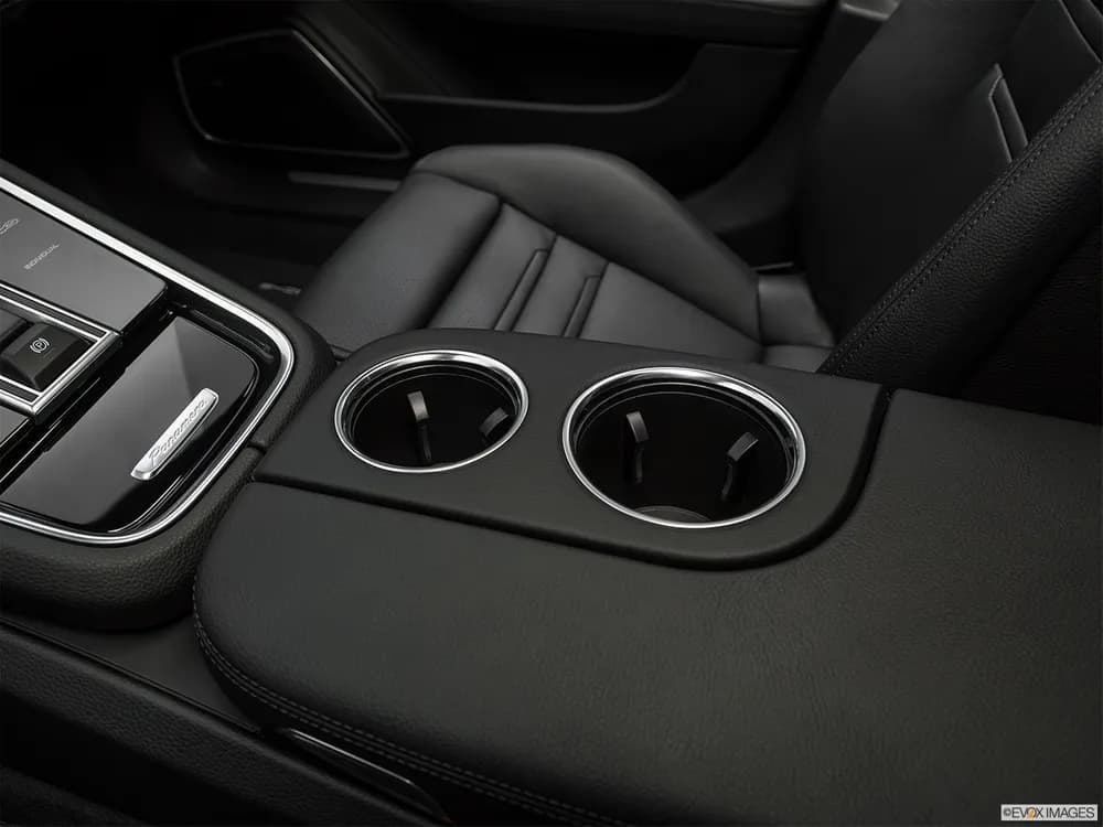 Porsche Panamera 2019 3.0L 4