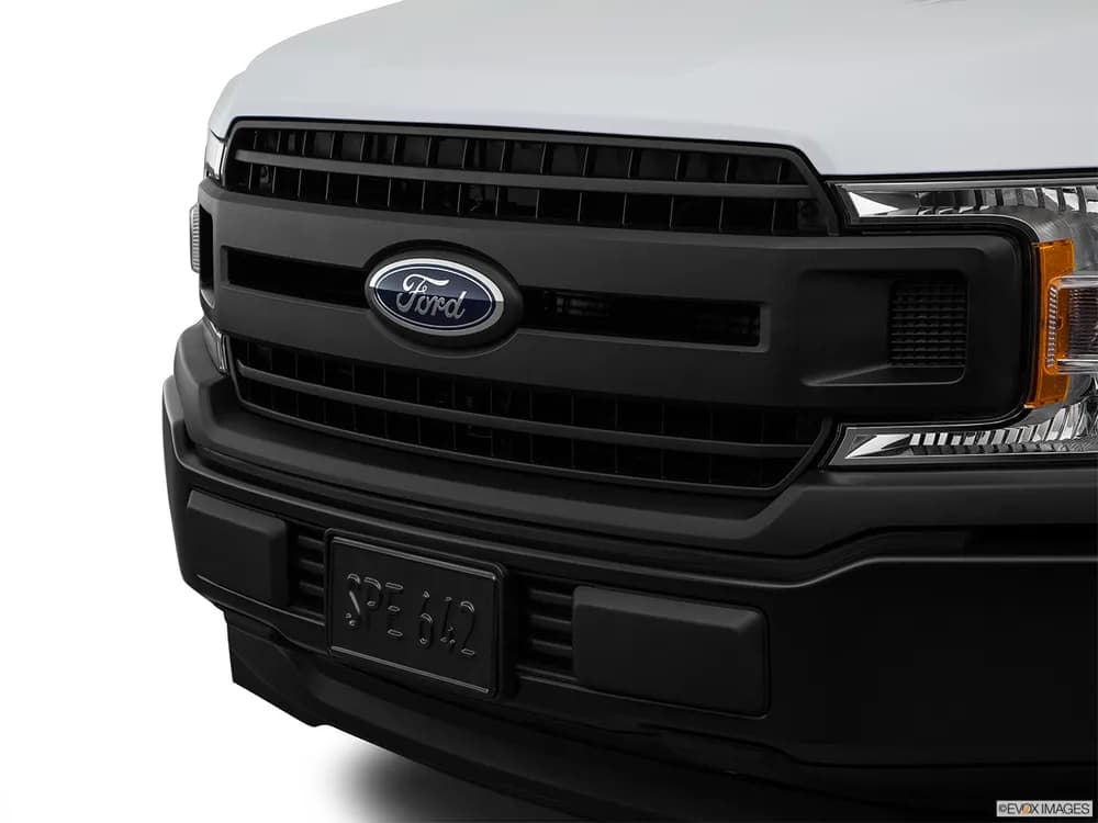Ford F-150 2019 5.0L Regular Cab XLT (Chrome Pack)