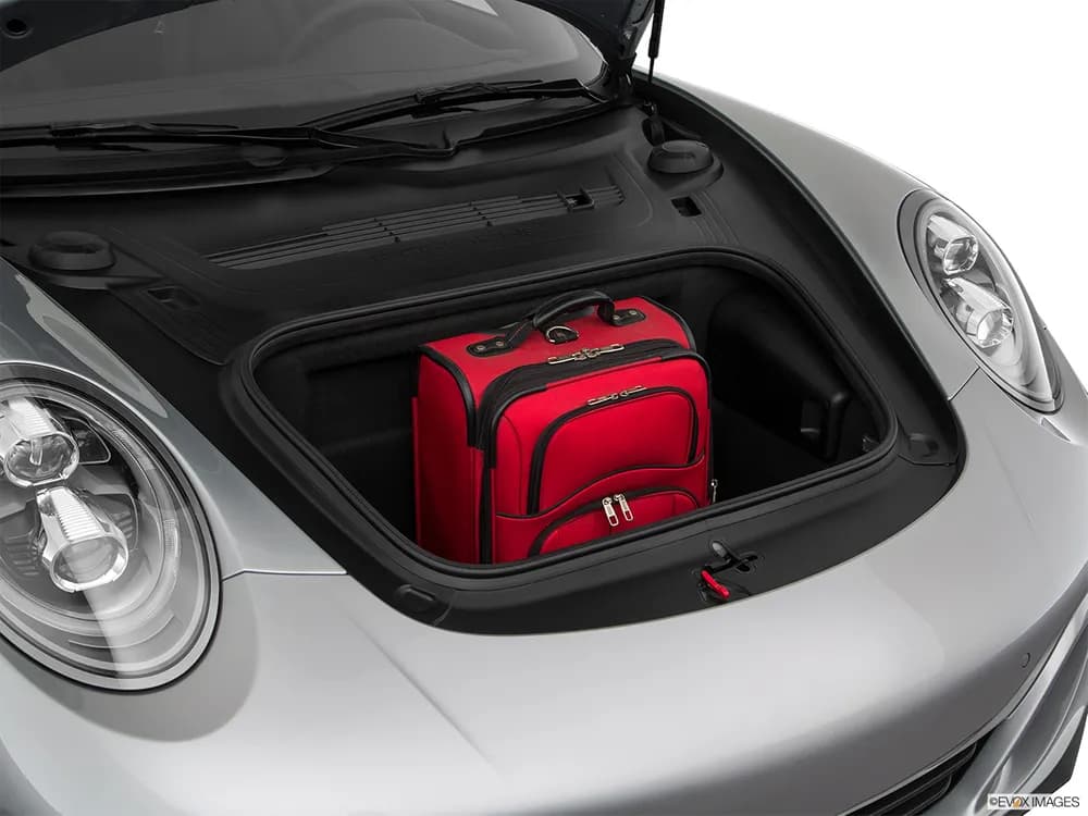 Porsche 911 2019 Carrera 4 GTS
