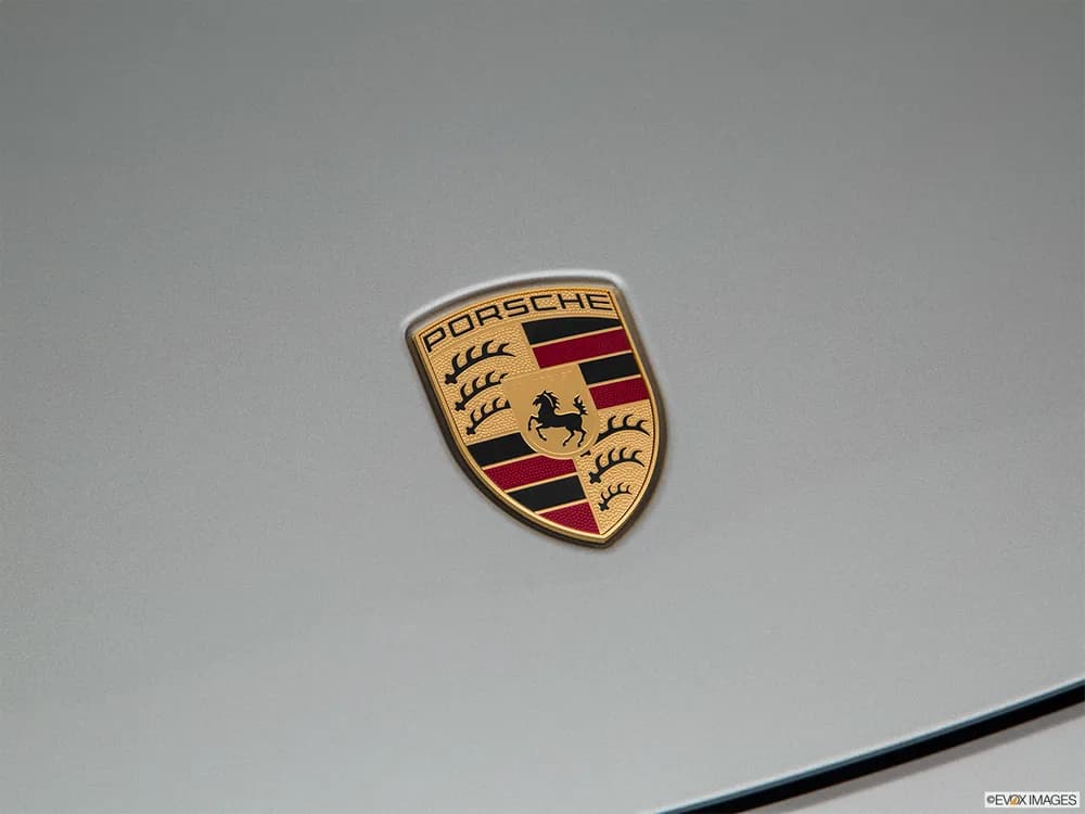 Porsche 911 2019 Carrera 4 GTS