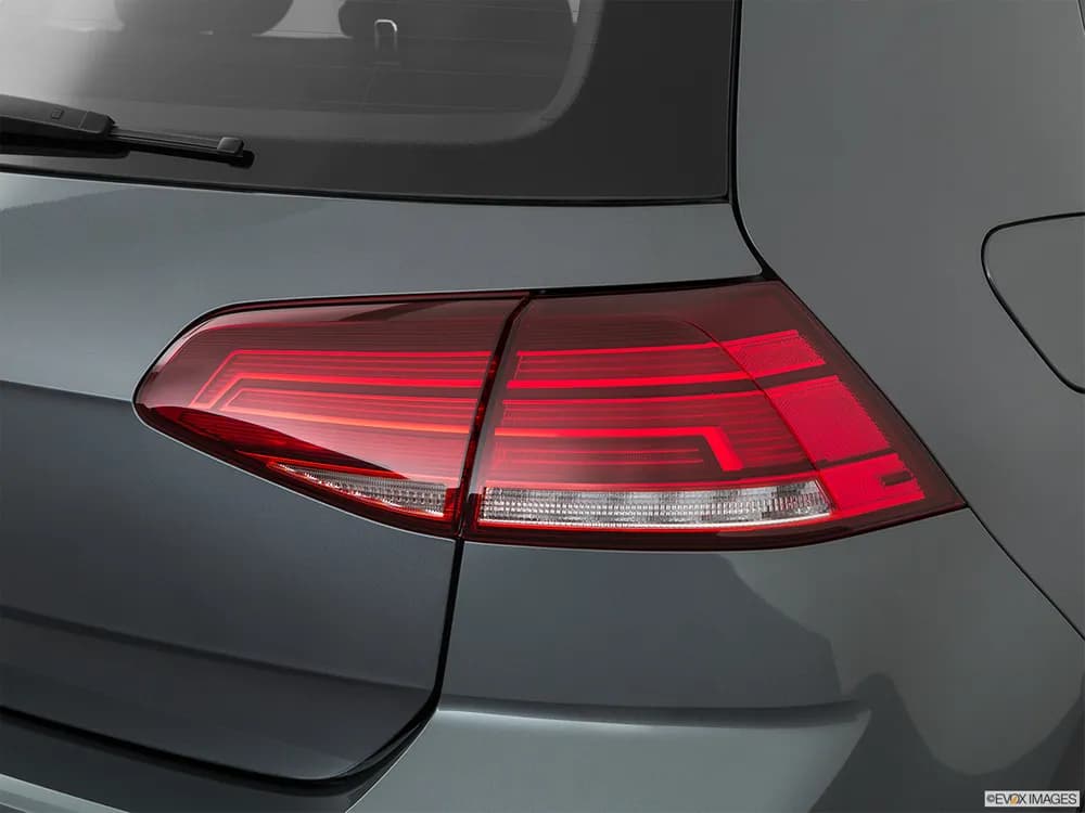 Volkswagen Golf 2019 R SEL