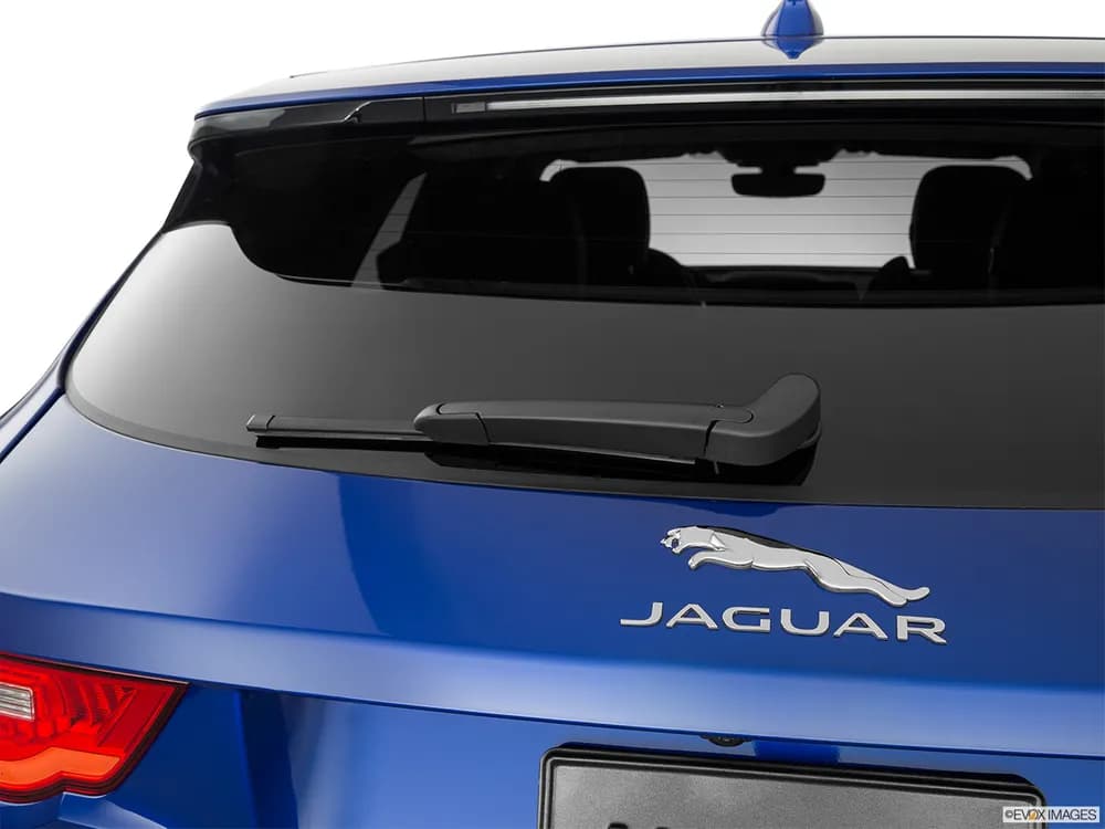 Jaguar F-Pace 2019 2.0T Pure (250 PS)