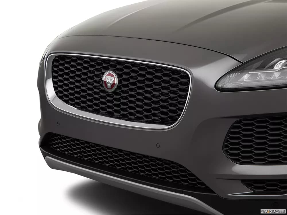 Jaguar E-Pace 2020 2.0T SE (200 PS)