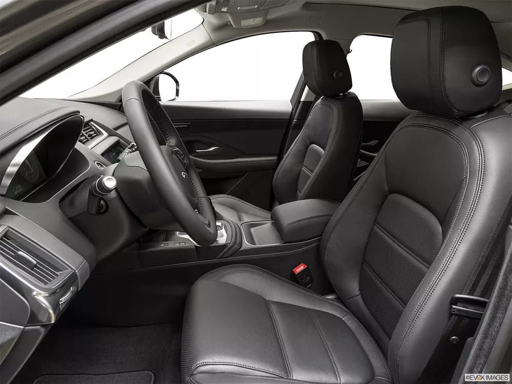 Jaguar E-Pace 2020 2.0T SE (200 PS)