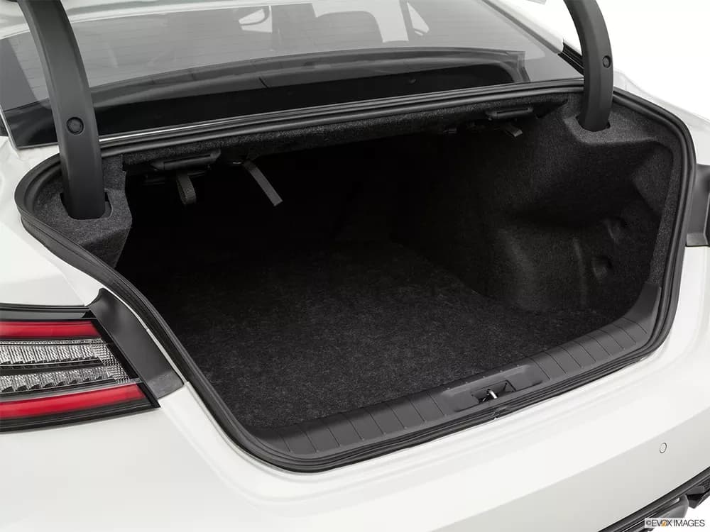 Nissan Maxima 2020 3.5L SR2