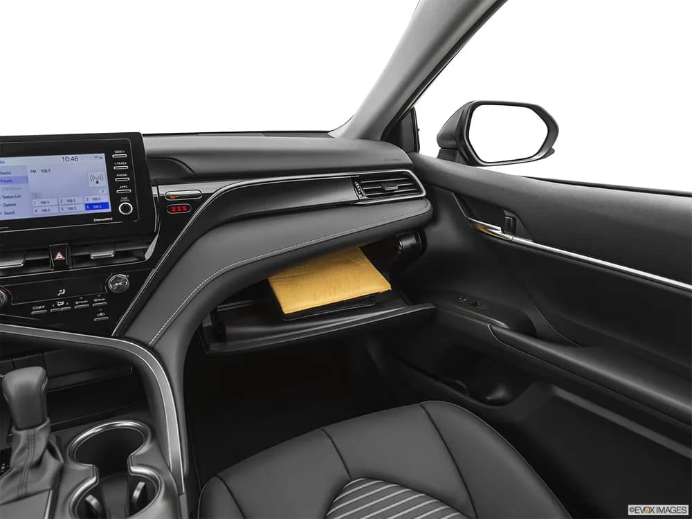 Toyota Camry 2021 2.5L SE+