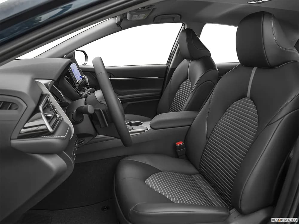 Toyota Camry 2021 2.5L SE+