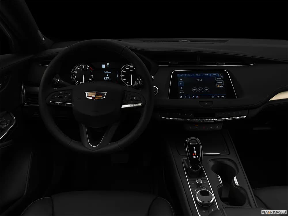 Cadillac XT4 2021 2.0T Premium Luxury (AWD)
