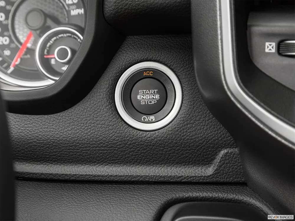 RAM 1500 2022 5.7L Big Horn (Regular Cab)