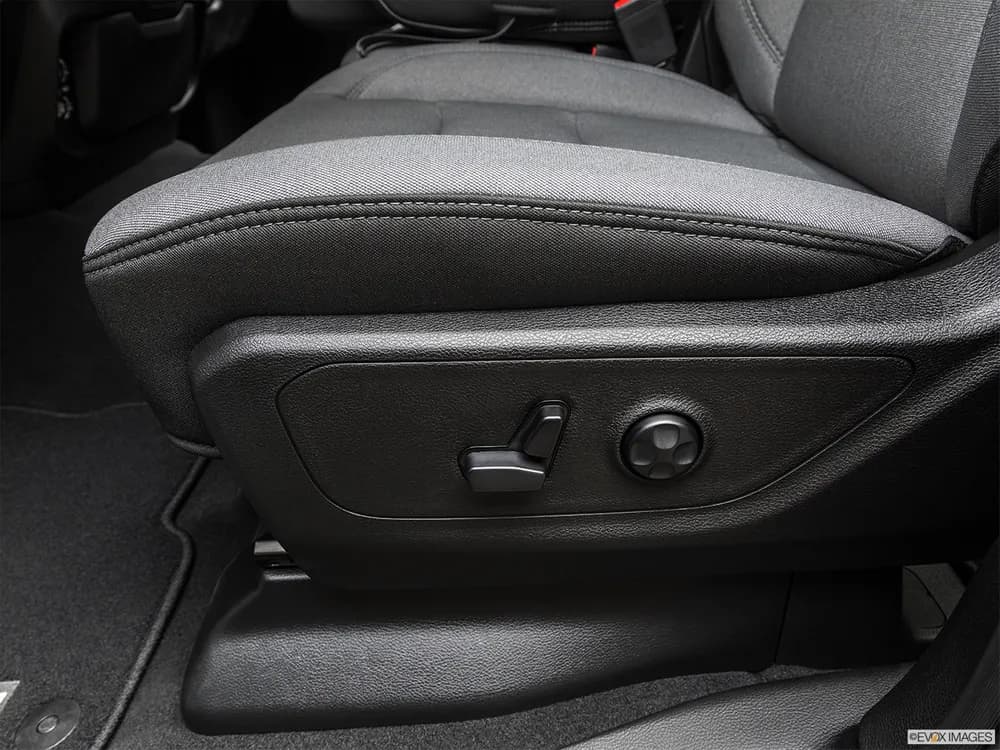 RAM 1500 2022 5.7L Big Horn (Regular Cab)