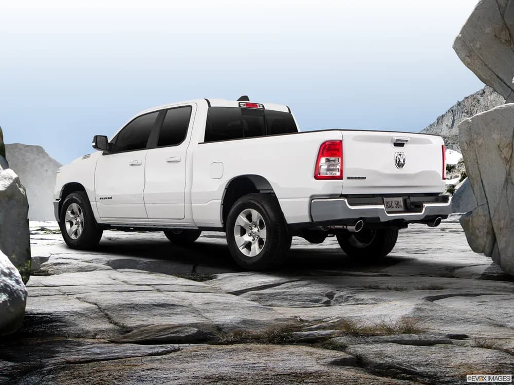 RAM 1500 2022 5.7L Big Horn (Regular Cab)