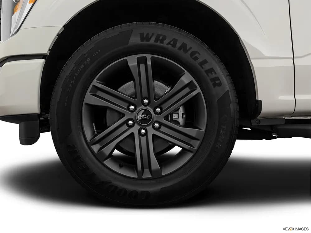 Ford F-150 2022 5.0L Crew Cab XLT (Sport Pack)
