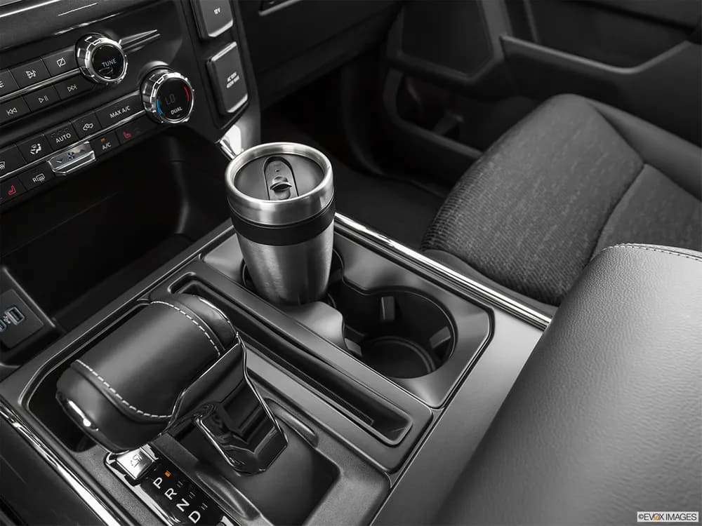 Ford F-150 2022 5.0L Crew Cab XLT (Sport Pack)