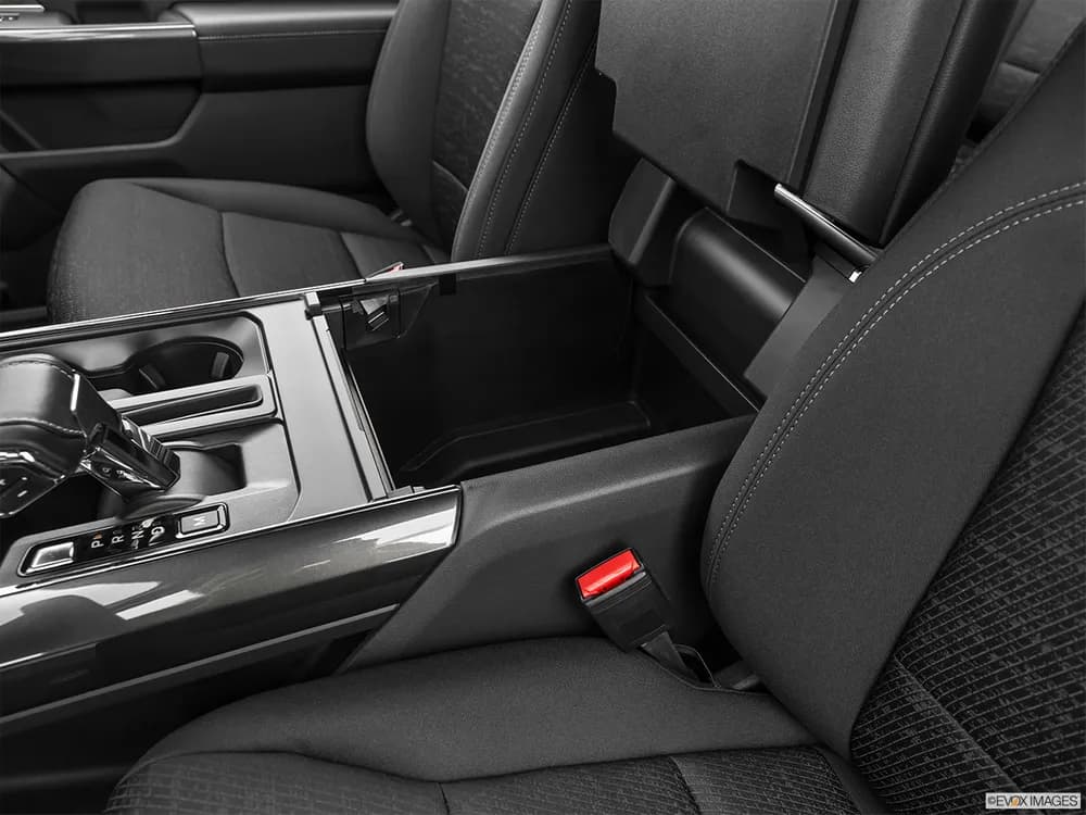 Ford F-150 2022 5.0L Crew Cab XLT (Sport Pack)