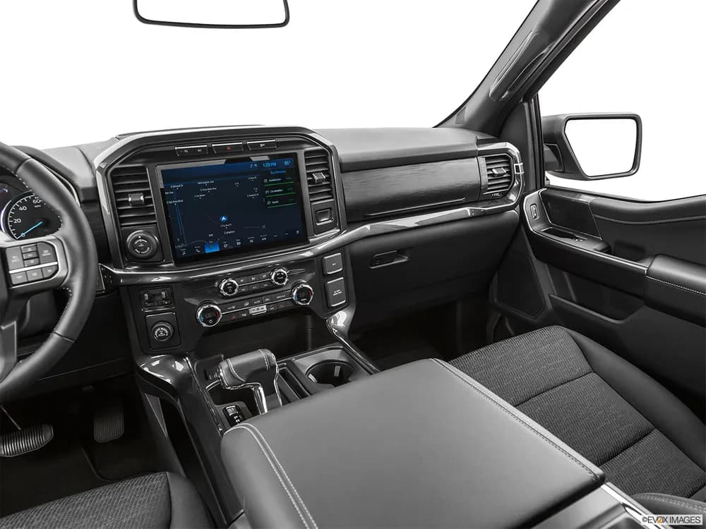 Ford F-150 2022 5.0L Crew Cab XLT (Sport Pack)