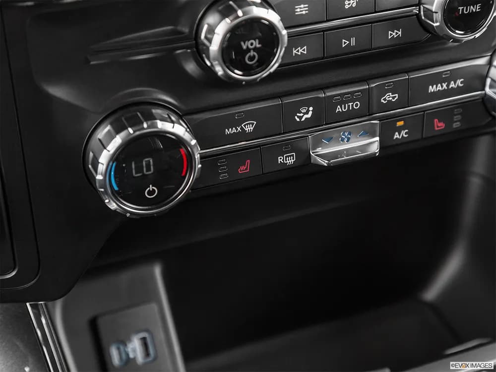 Ford F-150 2022 5.0L Crew Cab XLT (Sport Pack)