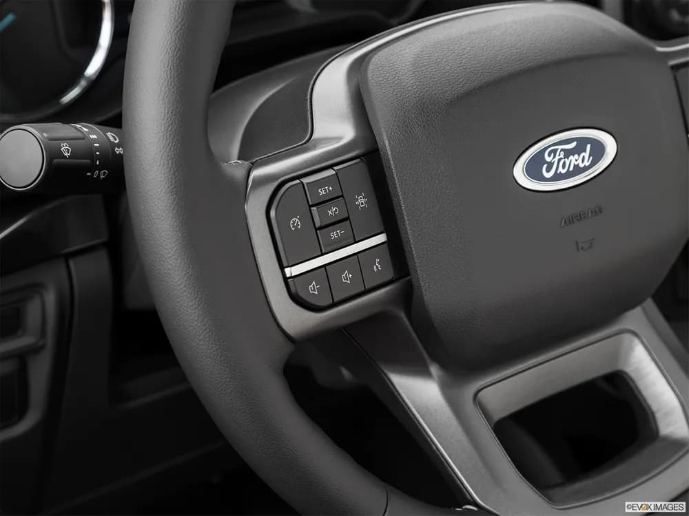 Ford F-150 2022 5.0L Crew Cab XLT (Sport Pack)
