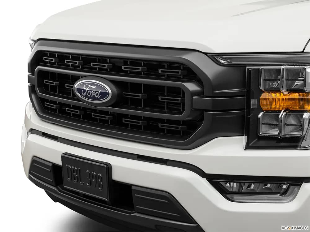 Ford F-150 2022 5.0L Crew Cab XLT (Sport Pack)