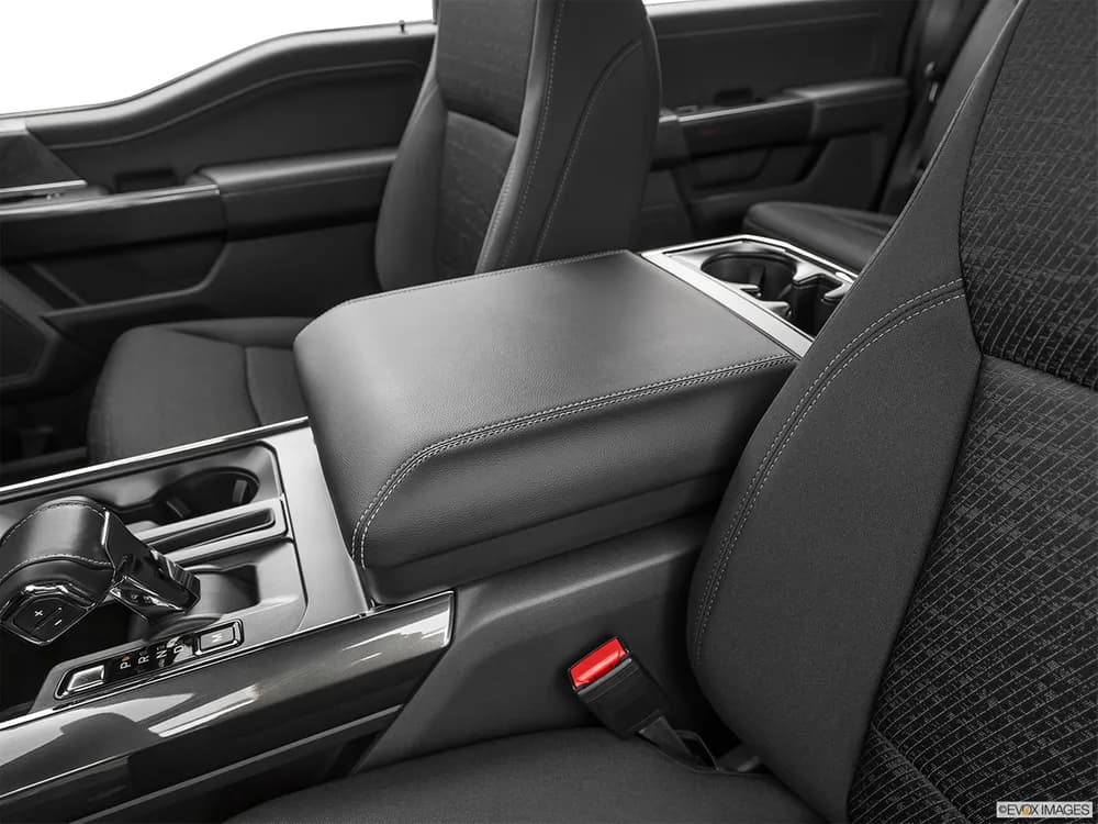 Ford F-150 2022 5.0L Crew Cab XLT (Sport Pack)