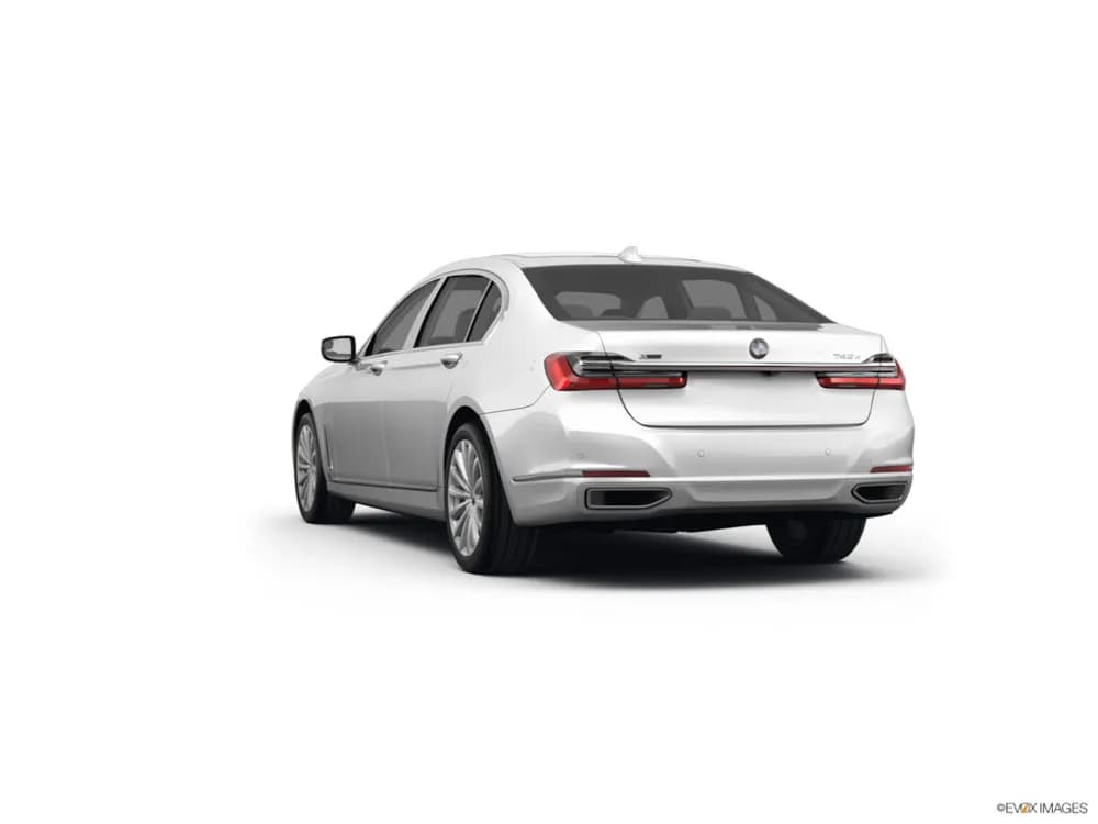 BMW 7 Series 2022 740Li