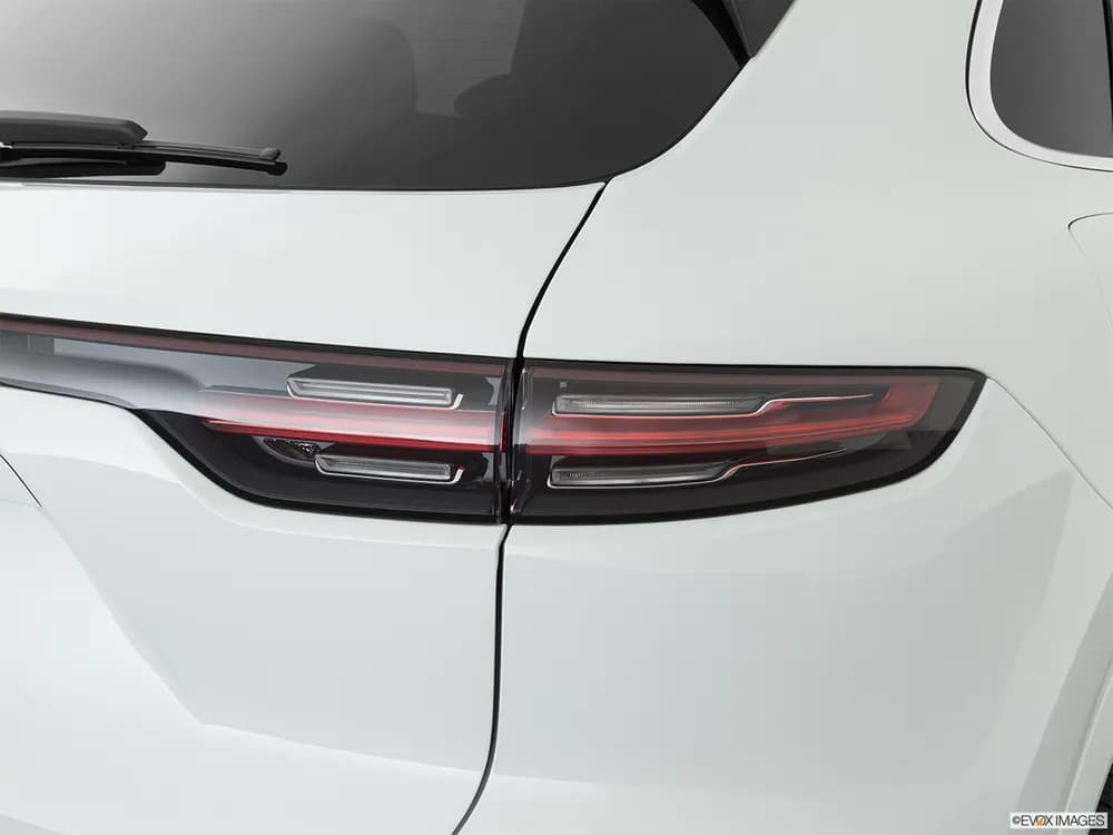 Porsche Cayenne 2022 S Platinum Edition