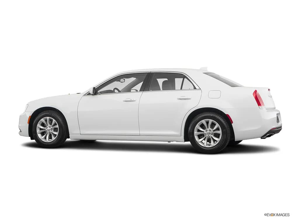 Chrysler 300 2022 3.6L Touring