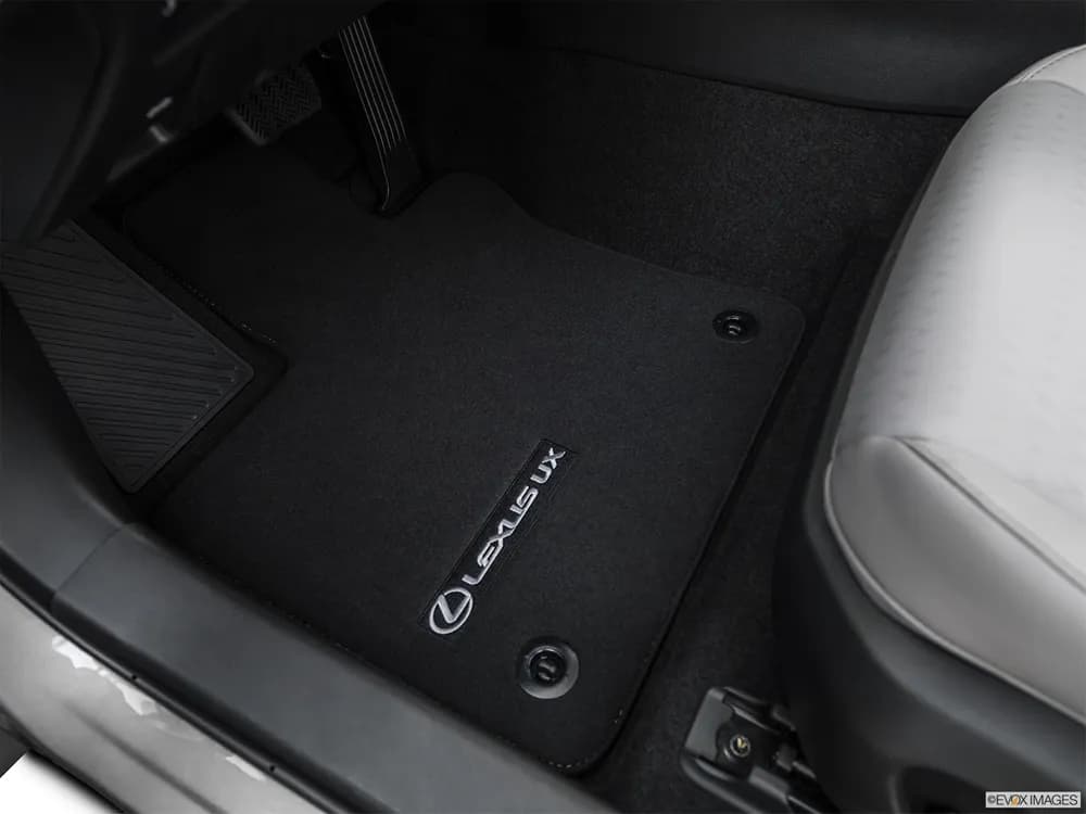Lexus UX 200 2022 Luxury