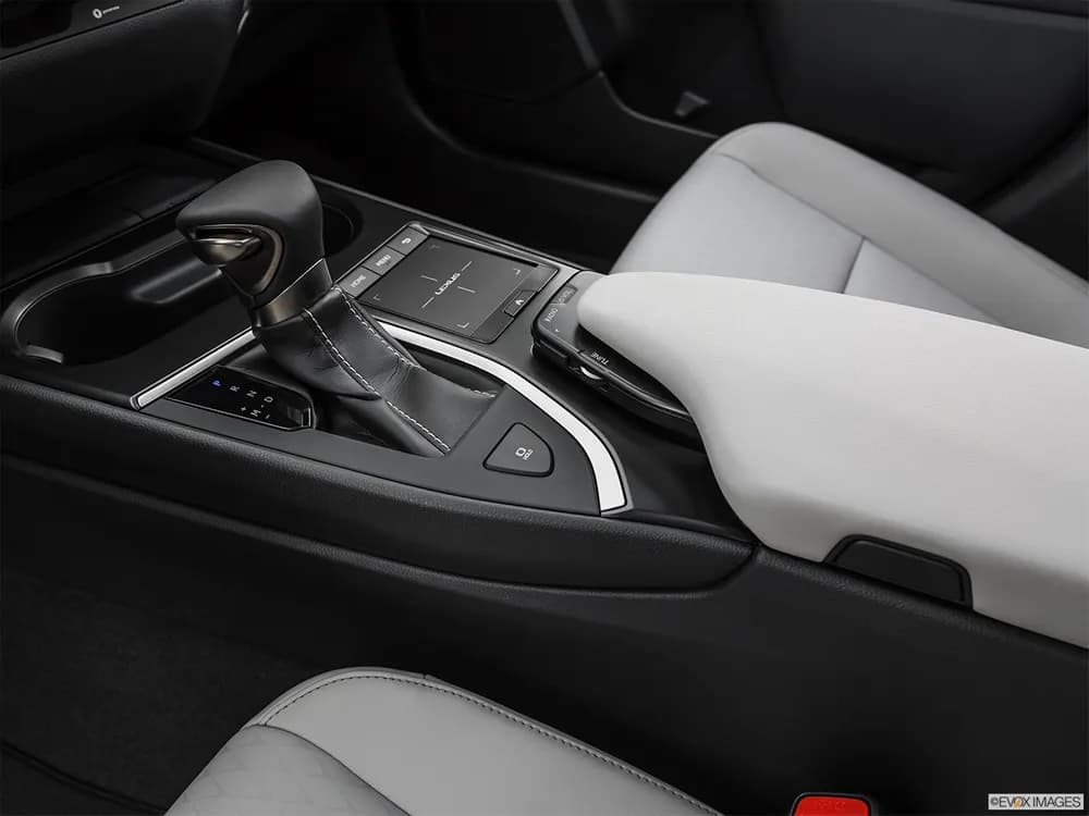 Lexus UX 200 2022 Luxury
