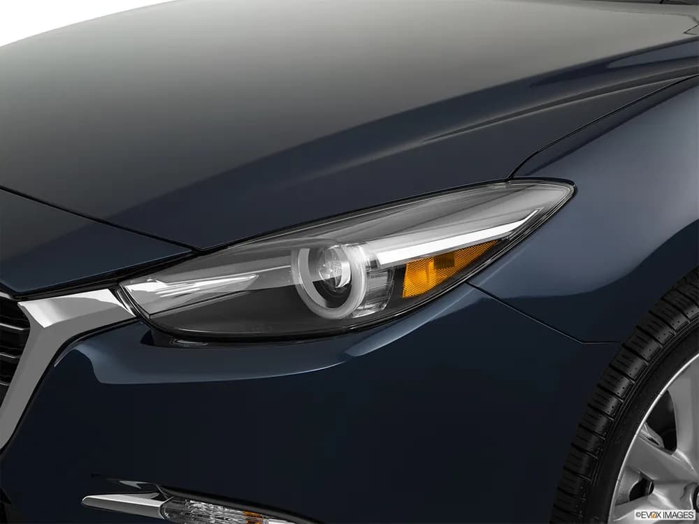 Mazda 3 Hatchback 2018 2.0L Luxury Plus