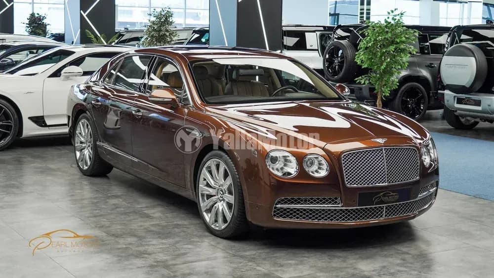 بنتلي فلاينج سبير 6.0L 552 HP 2014 مستعملة