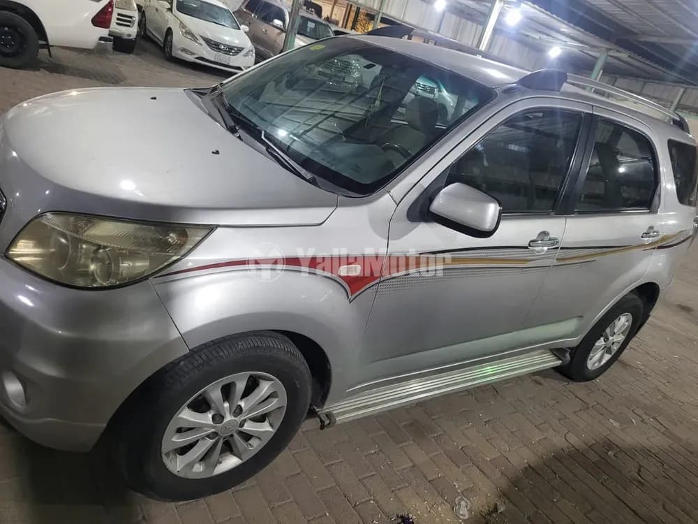Used Daihatsu Terios 2013