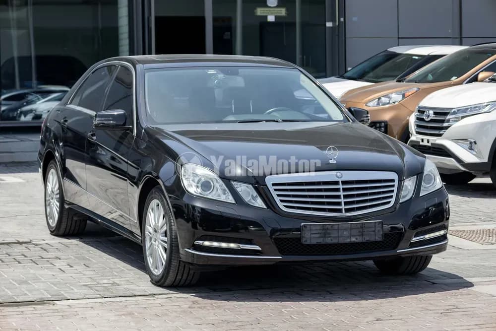 Used Mercedes-Benz E-Class E 300 2011